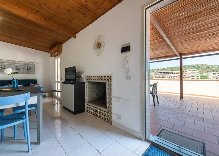 Attico Lussu Holiday home *